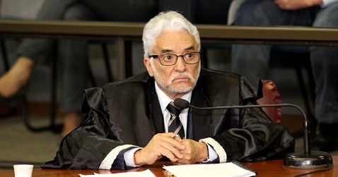 A decisão monocrática pela suspensão foi dada pelo Conselheiro Wanderley Ávila. Os demais membros do Colegiado da Segunda Câmara referendaram a sua decisão (Foto: Karina Camargos Coutinho)